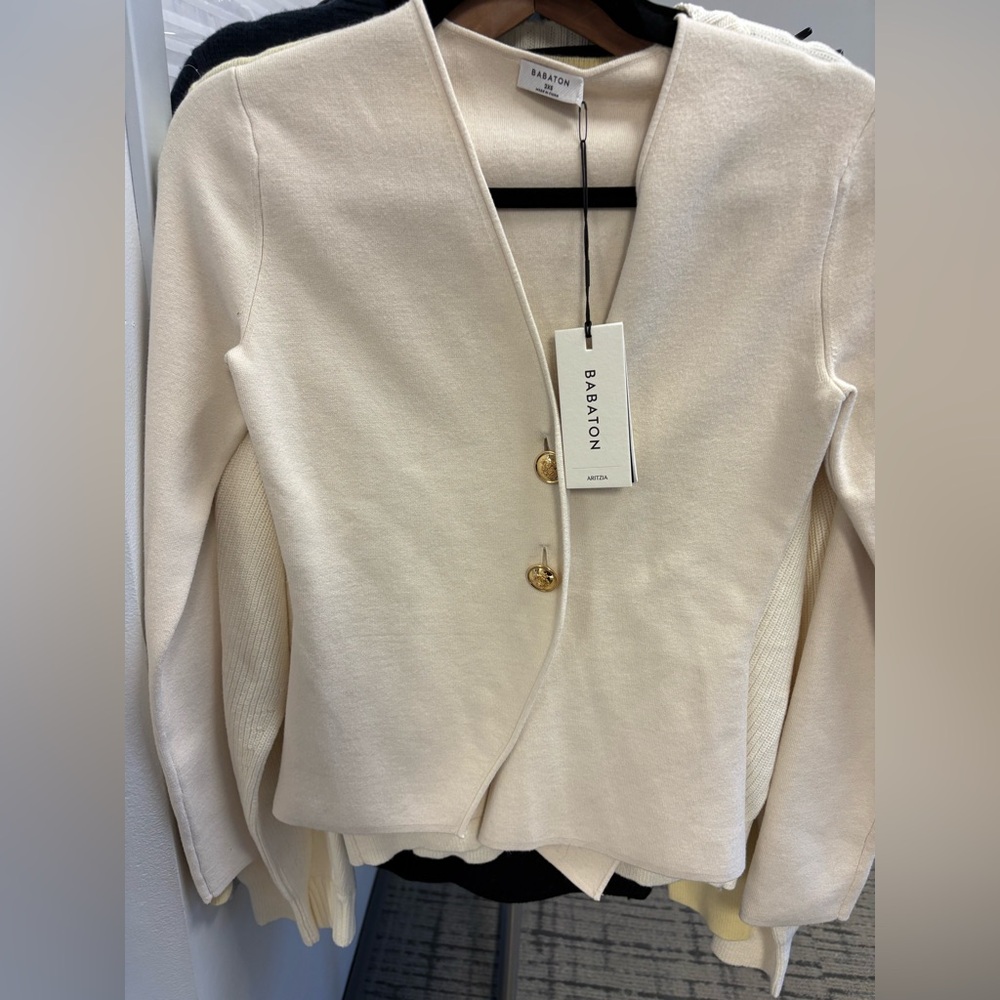 NWT aritzia Nanette cardigan